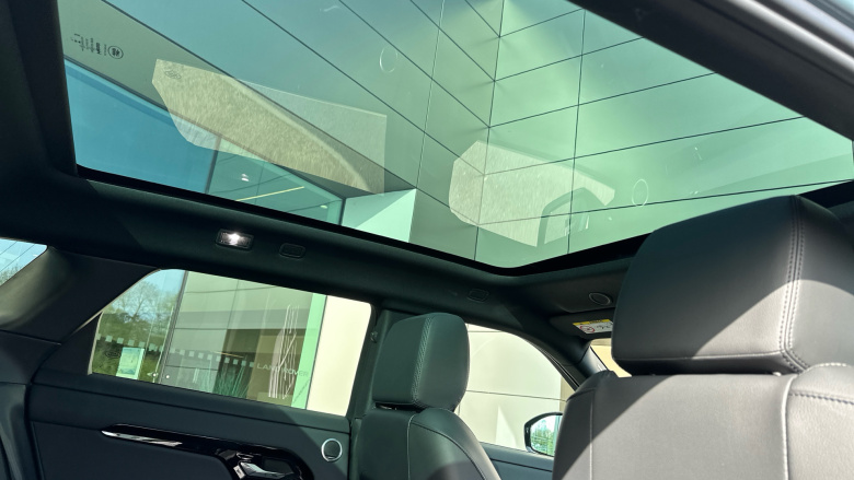 Land Rover Range Rover Evoque 1.5 P270e Edition 5dr Auto Hatchback